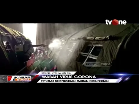 Hari Ketiga Observasi, Petugas Semprotkan Cairan Desinfektan di Ruangan Karantina | tvOne