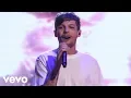 Download Lagu Louis Tomlinson - Back to You (Live at Teen Choice Awards) ft. Bebe Rexha, Digital Farm Animals