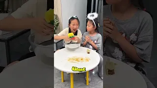 شاهدوا سبب أكلي للمثلجات    دندنها