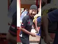Download Lagu kejadian tak terduga terpeleset pada saat membawa keranda jenazah.