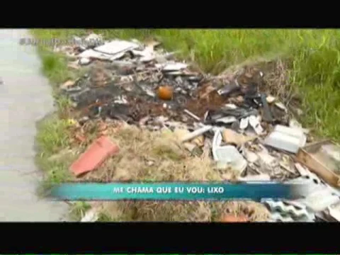 Me chama que eu vou: Moradores da Murta reclamam de terreno sujo