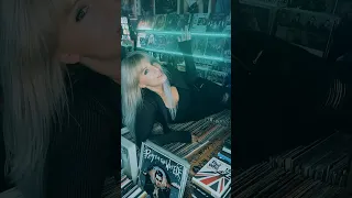 LISTEN ON YOUR FAVORITE STREAMING PLATFORMS Songwritersanthem Stevielynne Letmeplay 