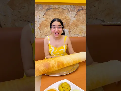 Goa mein khaya Giant Dosa 😱😋 #priyalkukreja #shorts #ytshorts