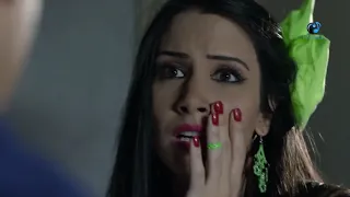 بنت غريبة طلعت بتحب بالعنف 