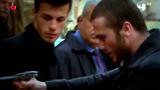 على مر الزمان   مجد يحاول يعرف منصور مشهد رائع دندنها