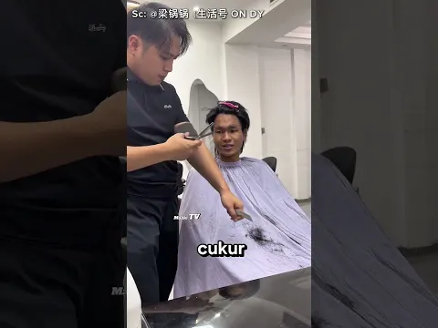 Cowok Ini Kecewa Dua Kali Saat Potong Rambut!