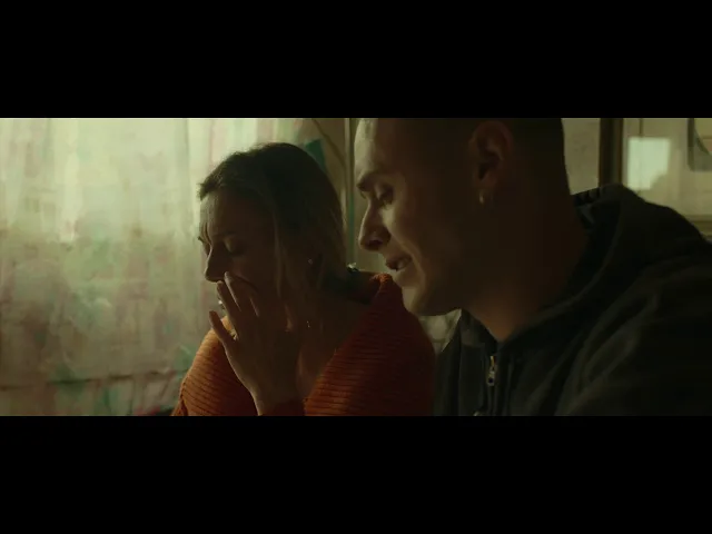 La terra dell'abbastanza | Clip 'Oggi vado io al lavoro'