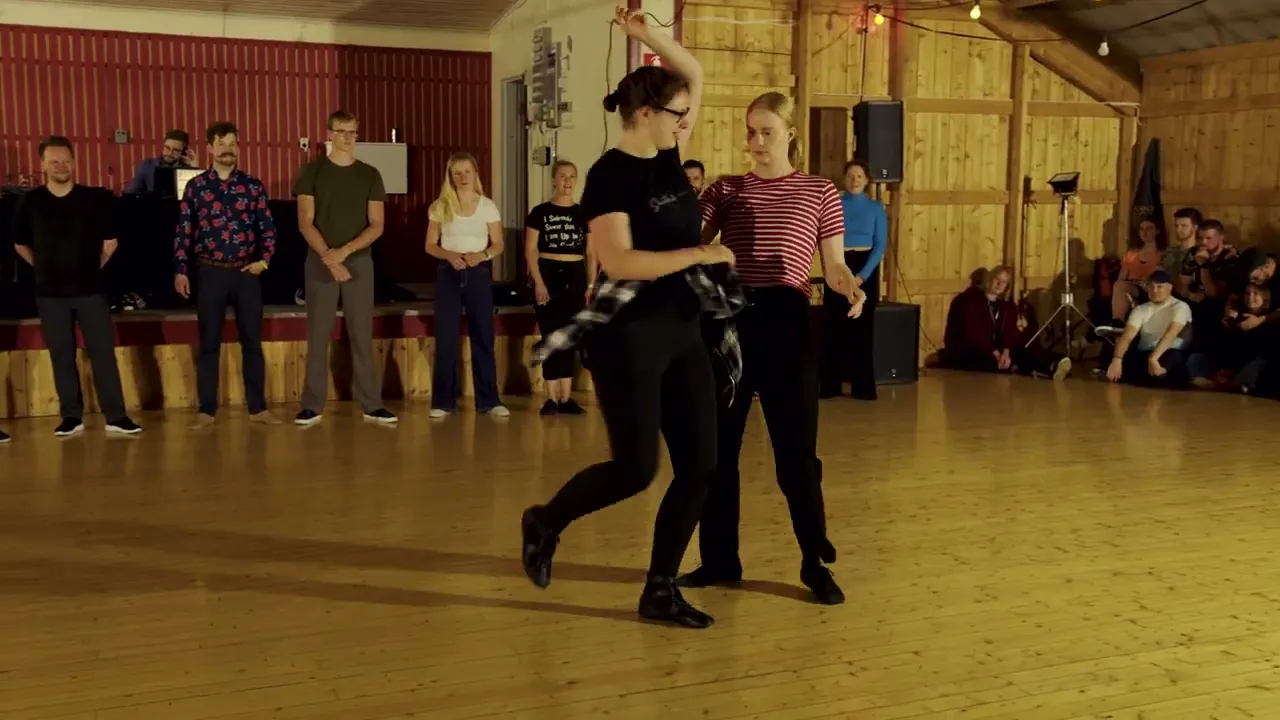 Serena Serena Saarela & Alicia Alicia Speckmann - Switch Jack&Jill Finals - Rock The Barn 2023