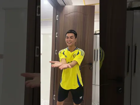 Mẹ Phân biệt đối xử với CR7 #ronaldo #funny