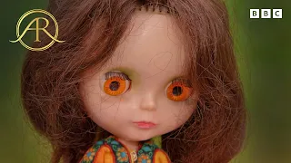 Rare Fashionable Blythe Dolls Worth Four Figures BBC Antiques Roadshow UK