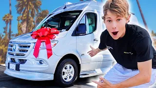 Inside My NEW CUSTOM $150,000 SPRINTER VAN!