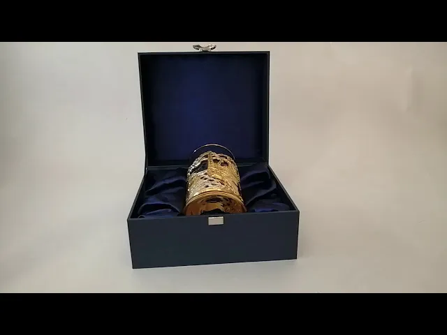 Видео-обзор Подстаканник 'Нефтяная башня', с посеребрением и золочением