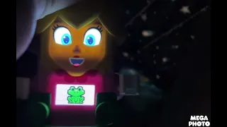 Peach Underwater in 10 Seconds