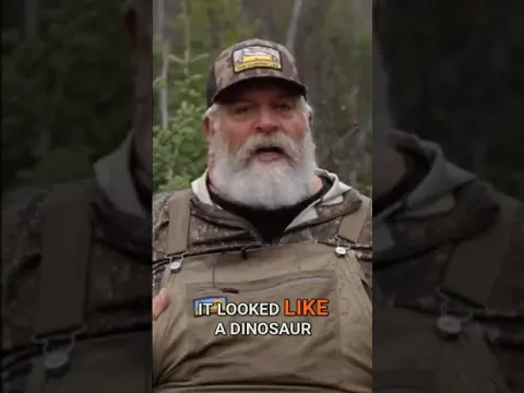 Brent Reaves hunts a huge Manitoba Moose!