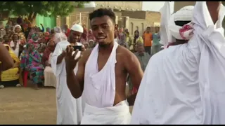 الفنان عمر الحواري المكتب الاعامي 