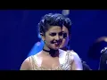 Lagu When Priyanka Chopra honoured to Asha Bhosle in IIFA Awards