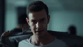 لقطة اكشن من مسلسل العهد مع اغنية مهرجان عالم فاسد 