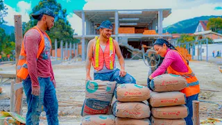 La humillaron por ser mujer albañil y ella les dio una lección