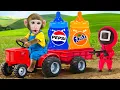 Download Lagu Mono YOYO Escapa del Juego del Calamar con Leche Pepsi y Fanta 🍼🚜😱 | MONO YOYO