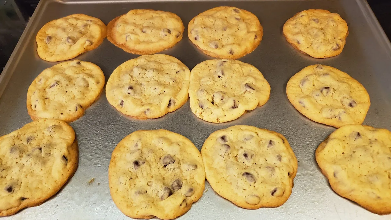 HOMEMADE CHOCOLATE CHIP COOKIES RECIPE