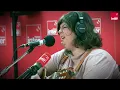 November Ultra reprend "Somewhere Over the Rainbow" d'Harold Arlen