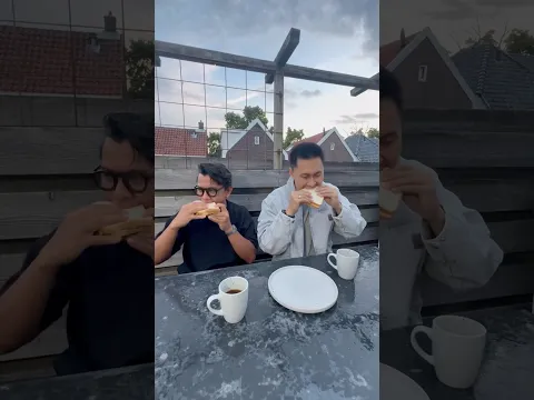 Nah ini sarapan gw selama di Amsterdam guys.. ga jauh jauh dari Roti & Keju #dimsthemeatguy