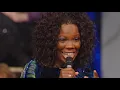 Bill & Gloria Gaither - Go Tell It On the Mountain [Live] ft. Lynda Randle