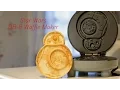 Video di Star Wars BB-8 Waffle Maker from ThinkGeek
