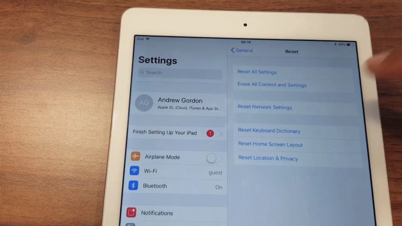 Reset or remove forgotten password on ANY iPhone/iPad or iPod (2020) Reset or remove forgotten password on ANY iPhone/iPad or iPod (2020)