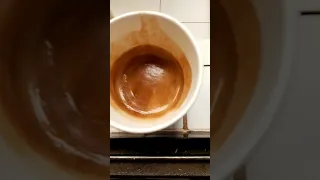 انا الأسد سايق عريني دندنها