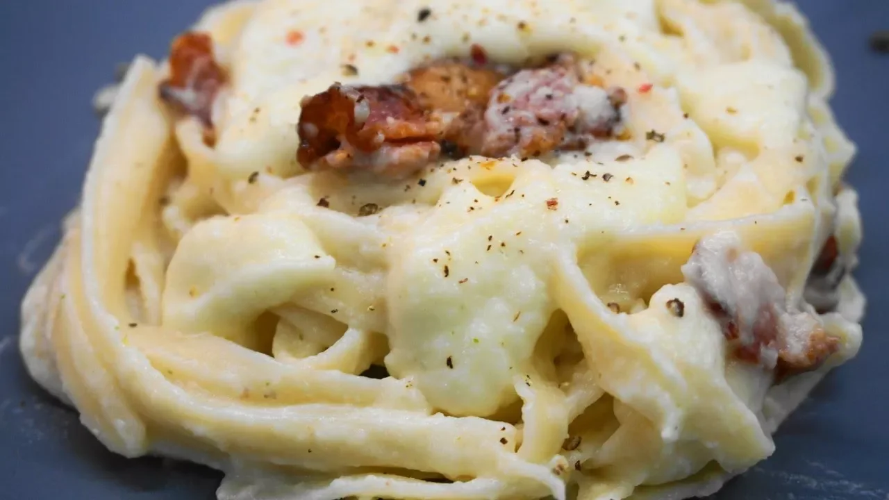  ,      ! - Cauliflower cream pasta