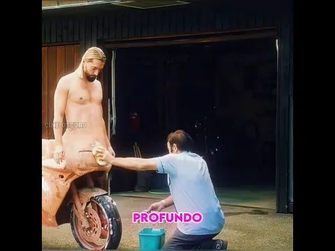 Tenías que conducir esa motocicleta metida de lleno en ella porque el garaje estaba vacío.😱