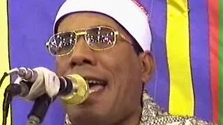 آداء يحير العقول من الشيخ عبدالفتاح الطاروطي في سورة الكهف عام 2007 