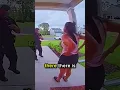 Download Lagu Deurbelcamera filmt vrouw die de politie belt naar het huis van haar buren!