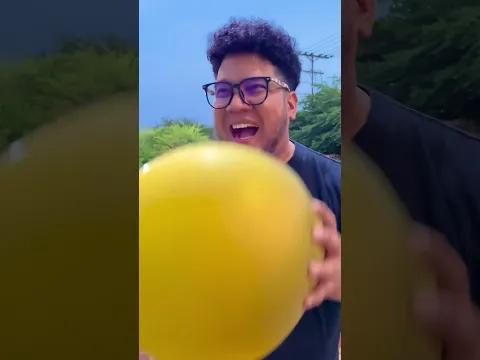Este chico perdio sus placas