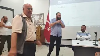 من اجمل قصص النجاح والعمل الجاد للوصول الى القمة ووصل دخله الشهري الى الف دولار اسمع وتعلم دندنها