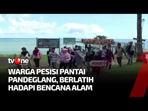 Warga Pesisir Pantai di Pandeglang Latihan Simulasi Gempa dan Tsunami