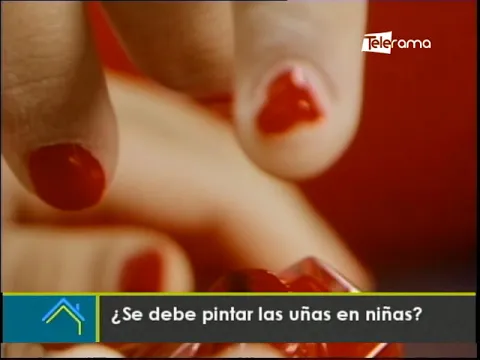 ¿Se debe pintar las uñas en niñas?