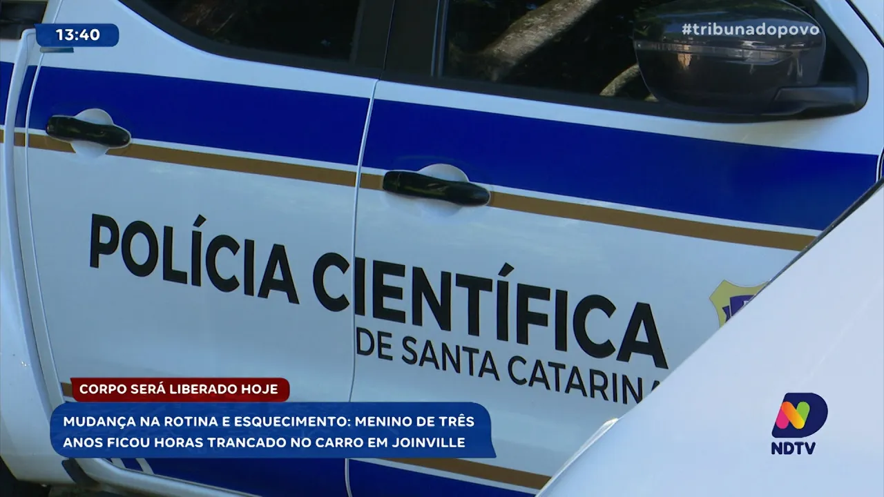 Tragédia: criança morre ao ser deixada trancada em carro