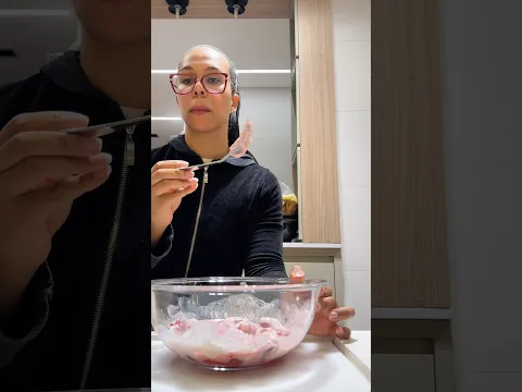 Tirem os italianos da salaaa 😂🍓🍜  #react #pasta #humor React to: @sotoms @igaswiatek_official