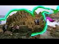 【世界與你無關】【Embrace Yourself】【陳蕾】 世界與你無關｜ 願你學會舒坦｜ 能在折翼裡進化｜拋開標籤可脫繭｜重拾快樂像蝴蝶喜歡花瓣