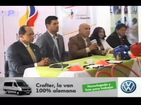 Ministerio de deportes entrega kits