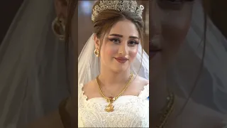 عينك هدبها يذبح 