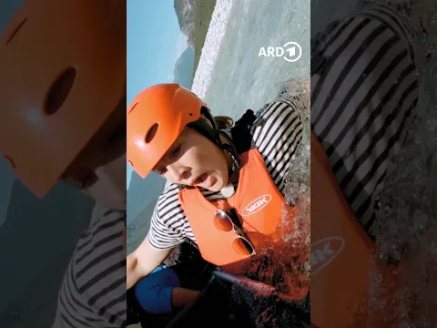 😱 Kanu-Tour in Italien: Das ging schief?! | ARD Reisen #shorts #kanu #italy