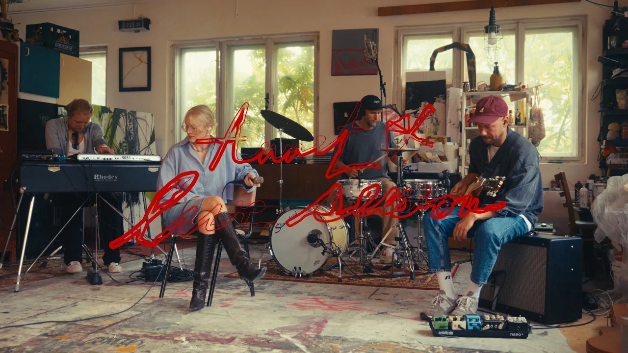 Annet X – Nikes (Frank Ocean LIVE Cover)