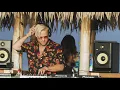 Download Lagu THE ISOLATION STREAM: PARTY FAVOR