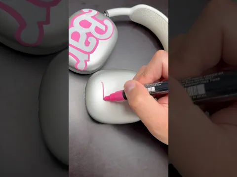 I customized my sisters $625 AirPods Max while she was in school.. ππ¨ #painting #apple