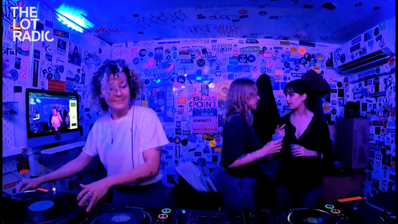 tINI @TheLotRadio (May 13th 2022)