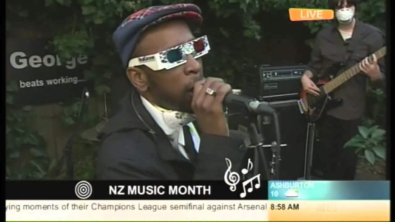 Sola Rosa Perform Live on Sunrise | 2009 Sola Rosa Perform Live on Sunrise | 2009