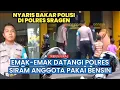Download Lagu Tak Terima Disebut ODGJ, Emak-Emak Sragen Ngamuk di Polres dan Siram Polisi dengan Bensin!